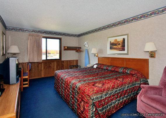 Econo Lodge Inn & Suites Dubuque Rum bild